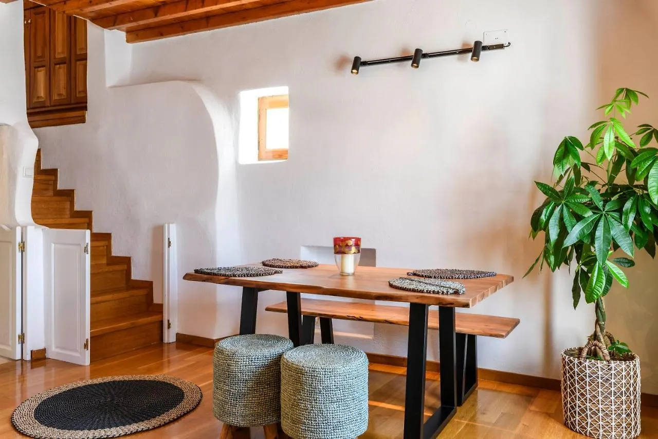 Floral Villa With Marvelous View To Mykonos Town